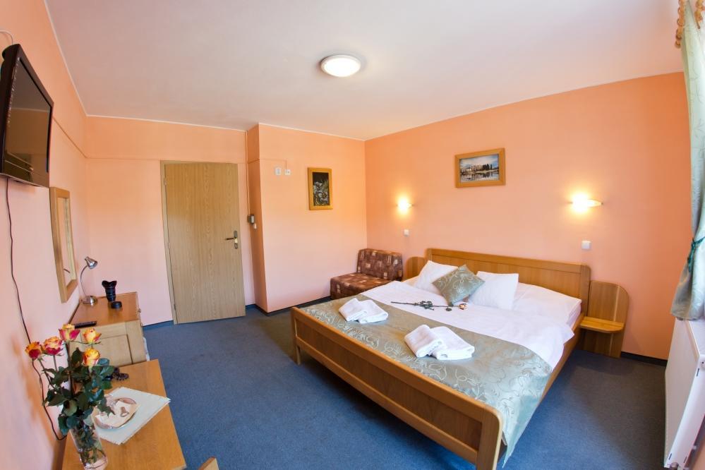 Hotel Gobor Vitanová Exteriér fotografie